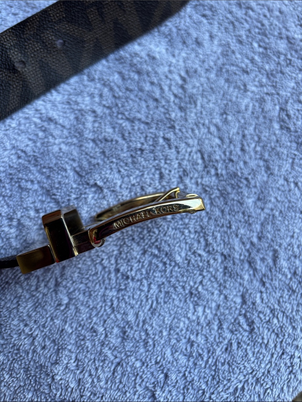 Michael Kors Black Brown Leather Belt with Golden Buckle. 45 Inch - Picture 2 of 12